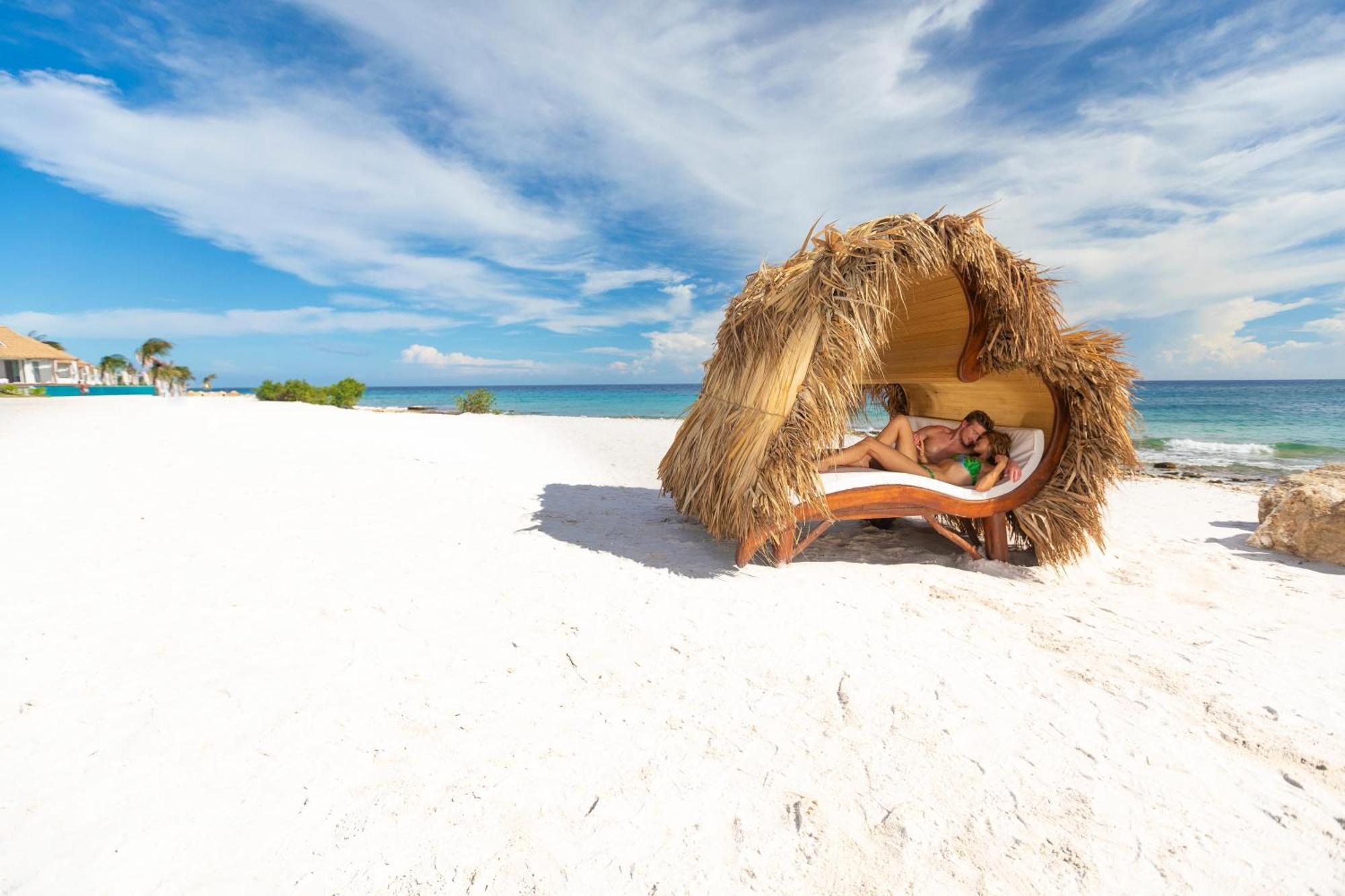 Sandals Royal Curacao All Inclusive Couples Only Newport Eksteriør billede